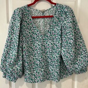 Beautiful cotton floral spring/summer top